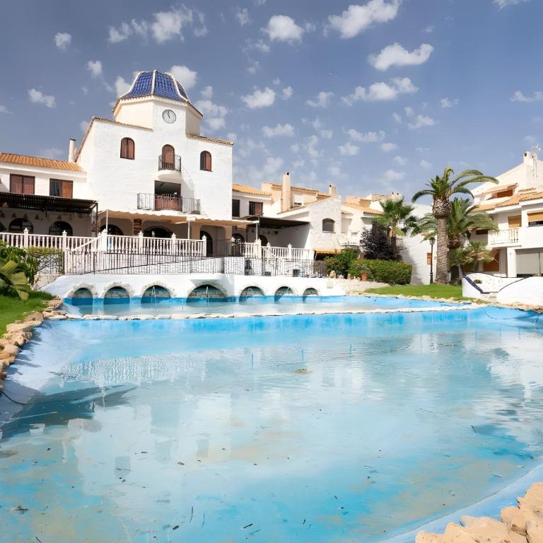 Casa en la playa con piscinas - Casa de 3 dormitorios - 12