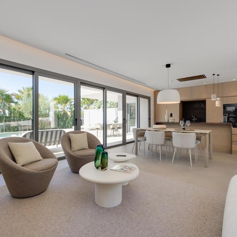 Luxury Villa with a pool in Las Colinas Resort - Villa con piscina privada - 1