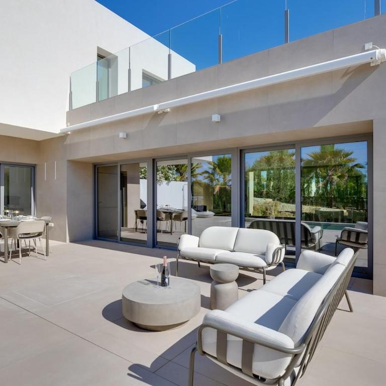 Luxury Villa with a pool in Las Colinas Resort - Villa con piscina privada - 36