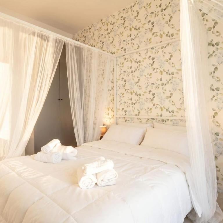 Dimora Venera-Modern Comfort with Private Parking - Appartamento Loft con 1 Camera da Letto e Balcone - 3