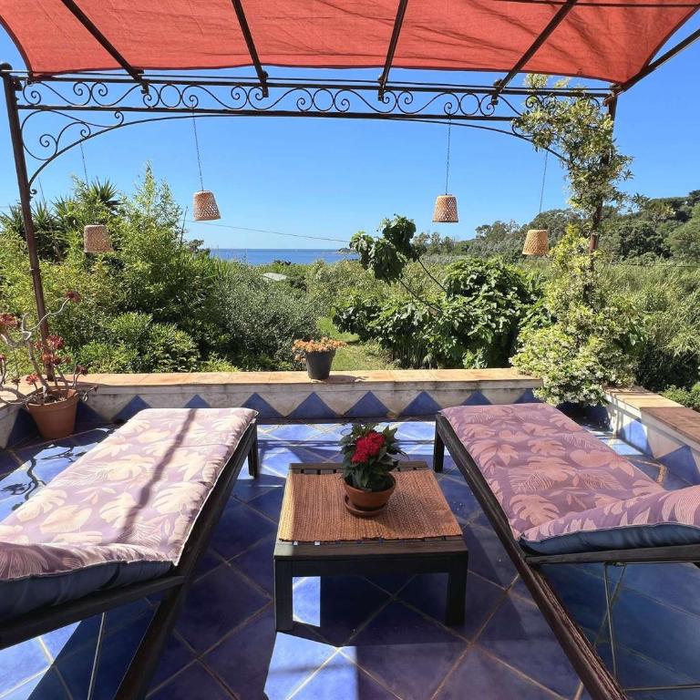 LA CRIQUE - Maison accès plage à pieds pour 4 personnes - Giens - Two-Bedroom House - 1