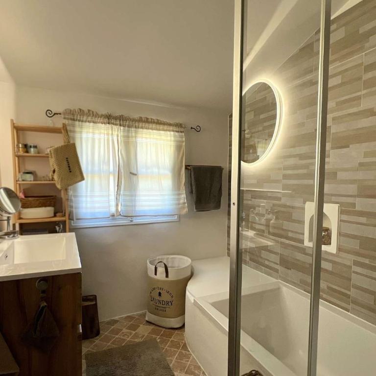LA CRIQUE - Maison accès plage à pieds pour 4 personnes - Giens - Two-Bedroom House - 14