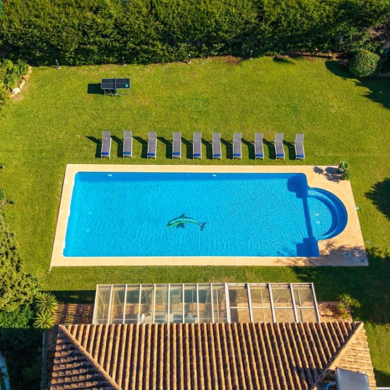 VACATION MARBELLA I Villa Bosquecito, Giant Private Heated Pool, Walk to the Beach, 6 BDR, Spacious Villa, BBQ, Alarm System, Ample Garden - Villa Superior - 20