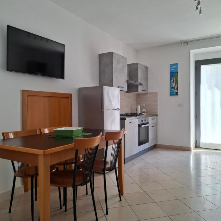 Center House - One-Bedroom Apartment - 21
