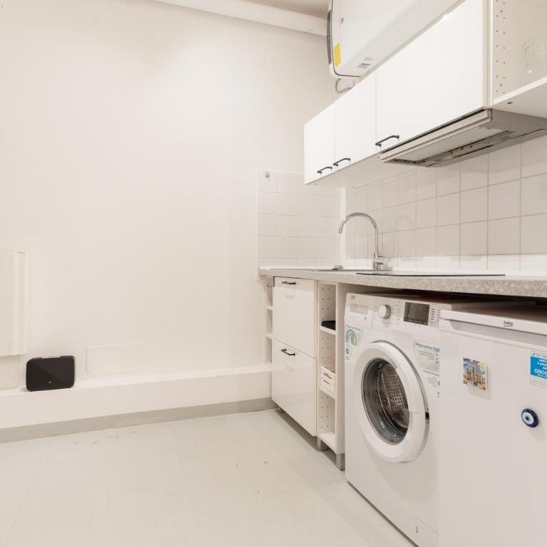 GuestHost - Cozy Studio Monumentale M5 & Chinatown - Appartamento Monolocale con 1 Letto Matrimoniale - 11