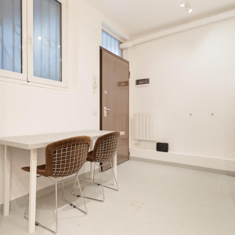 GuestHost - Cozy Studio Monumentale M5 & Chinatown - Appartamento Monolocale con 1 Letto Matrimoniale - 16