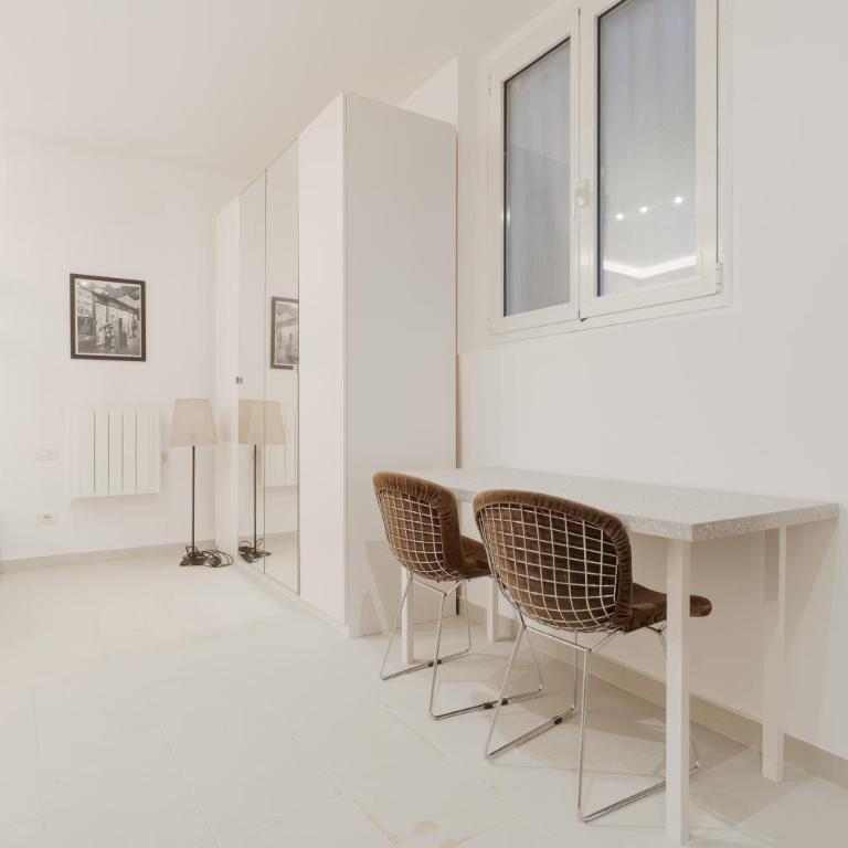 GuestHost - Cozy Studio Monumentale M5 & Chinatown - Appartamento Monolocale con 1 Letto Matrimoniale - 2