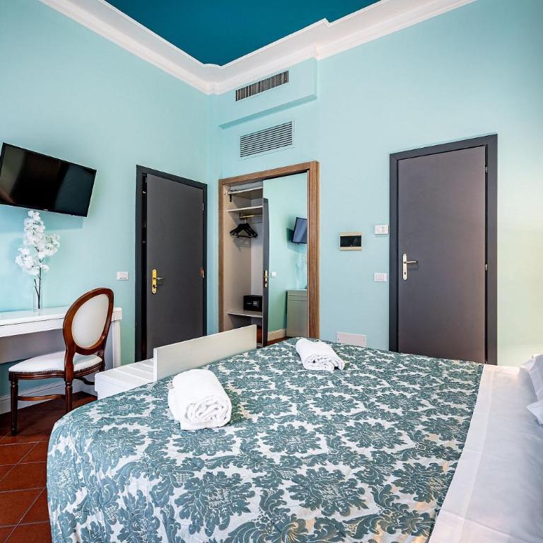 Grand Hotel Panama Firenze - King Suite with Balcony - 3