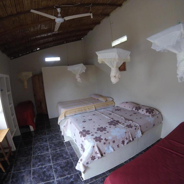 Montañita Garden Hostal - Standard Quadruple Room - 3