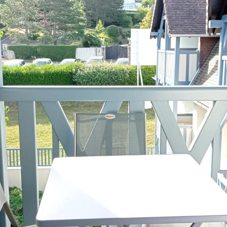 Cocon rénové à Trouville-sur-Mer avec balcon - Apartamento de 1 dormitorio - 15