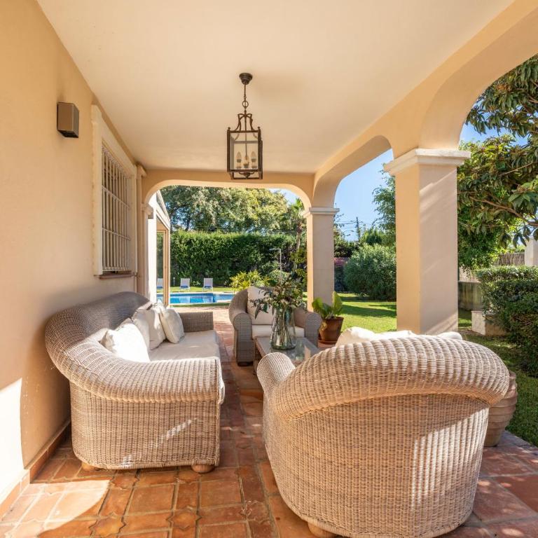 VACATION MARBELLA I Villa Bosquecito, Giant Private Heated Pool, Walk to the Beach, 6 BDR, Spacious Villa, BBQ, Alarm System, Ample Garden - Villa Superior - 43