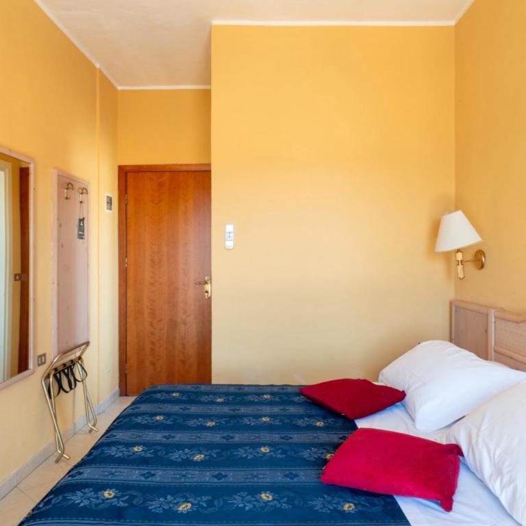 HOTIDAY Room Collection - Alassio Centro - Camera Matrimoniale Superior - 14