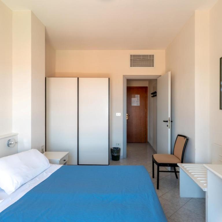 HOTIDAY Room Collection - Alassio Centro - Camera Matrimoniale Superior - 6