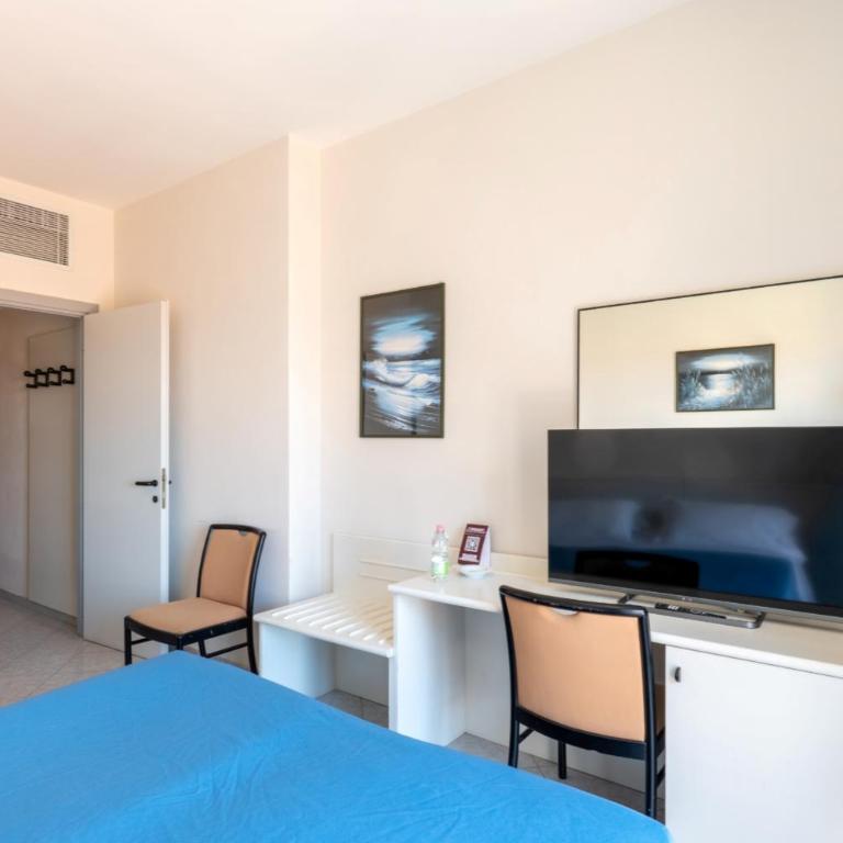 HOTIDAY Room Collection - Alassio Centro - Camera Matrimoniale Superior - 8