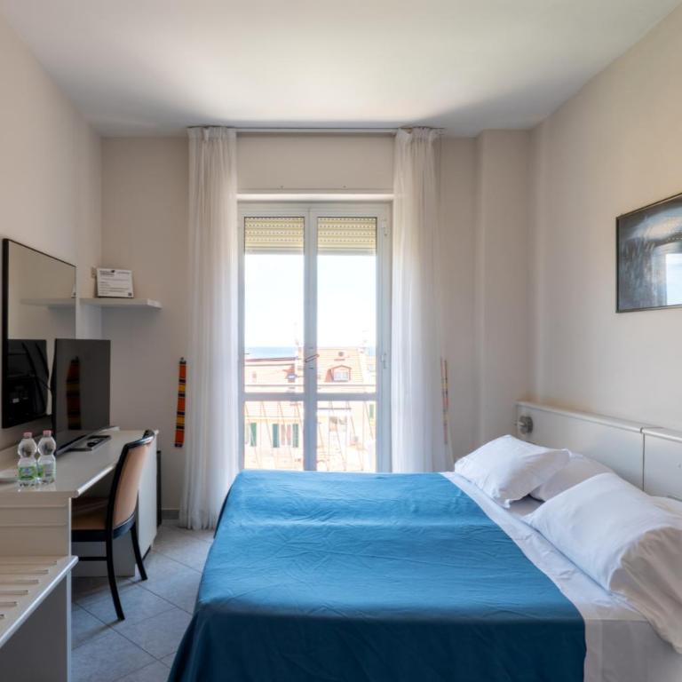 HOTIDAY Room Collection - Alassio Centro - Camera Matrimoniale Superior - 11
