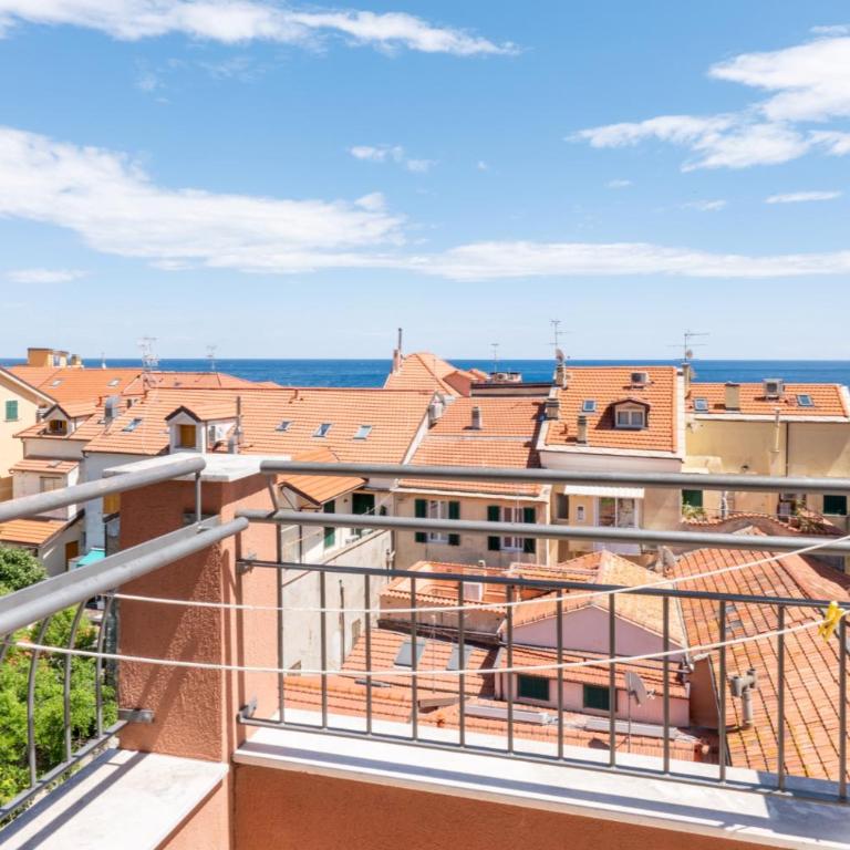 HOTIDAY Room Collection - Alassio Centro - Camera Matrimoniale Superior - 17