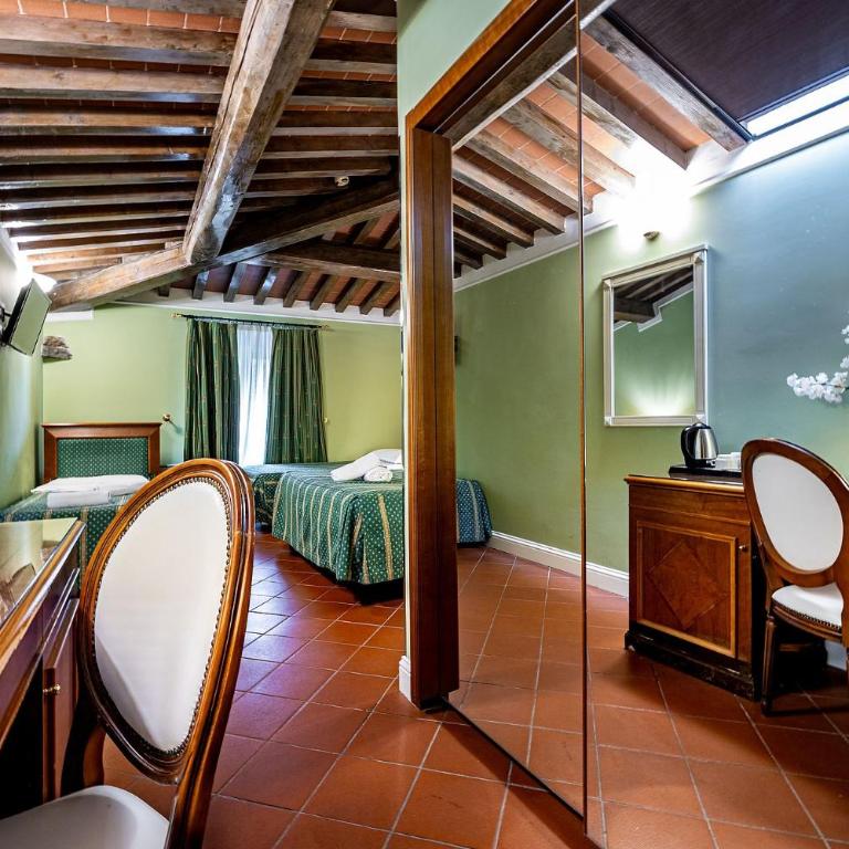 Grand Hotel Panama Firenze - Deluxe Quadruple Room - 1