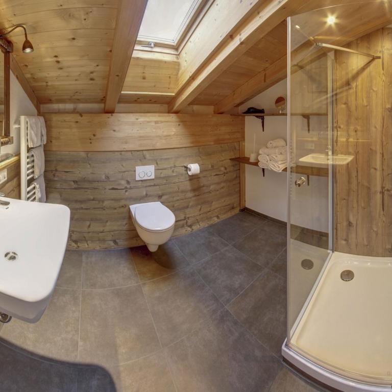 Ferienwohnungen Waldherr (Adlgasser Wirtsfamilie) - Chiemgau Karte - Apartment mit 2 Schlafzimmern und Balkon - 8