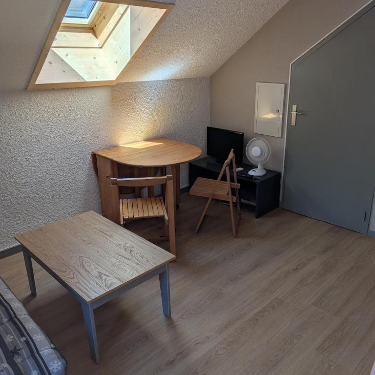 Studio Muzelle B avec mezzanine Centre Bourg - Appartement 1 Chambre - 6