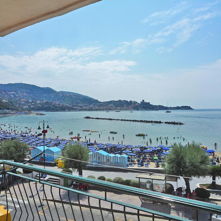 Sguardo Sul Golfo - Appartamento con 2 Camere da Letto - 1