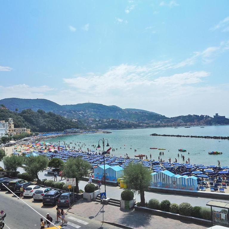 Sguardo Sul Golfo - Appartamento con 2 Camere da Letto - 16