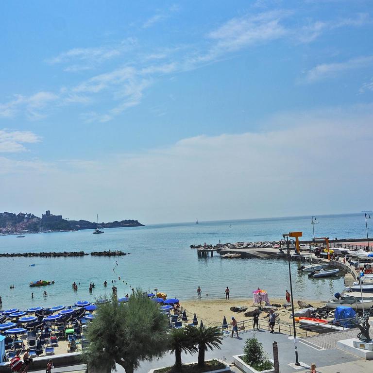 Sguardo Sul Golfo - Appartamento con 2 Camere da Letto - 9