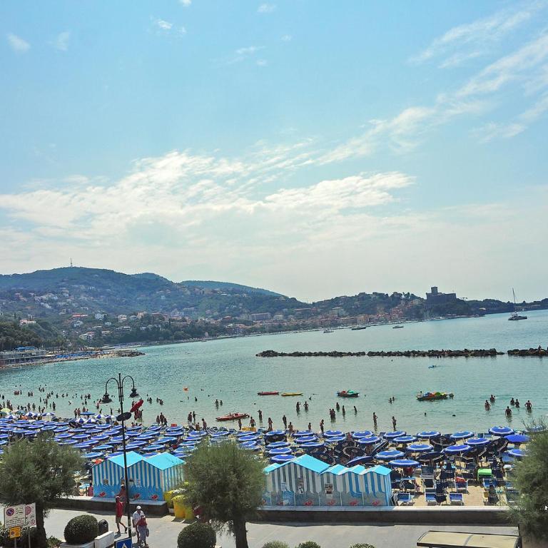 Sguardo Sul Golfo - Appartamento con 2 Camere da Letto - 22