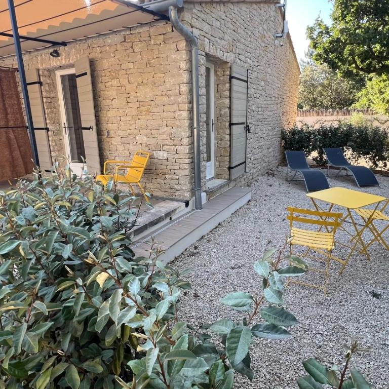 Les Mazets de Provence - Zimmer mit Kingsize-Bett und Gartenblick. - 8