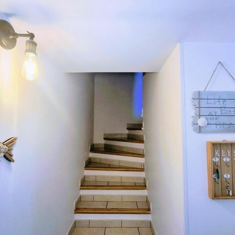 LE BARREUR Maison Authentique Sètoise La pointe Courte, Bord de Mer, Climatisée, Parking gratuit proximité - Maison de Vacances - 19