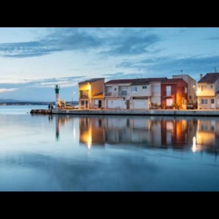 LE BARREUR Maison Authentique Sètoise La pointe Courte, Bord de Mer, Climatisée, Parking gratuit proximité - Maison de Vacances - 9