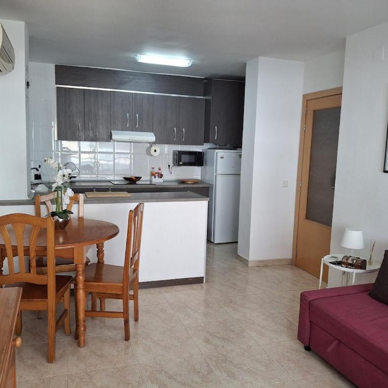 Cozy apartment - Three-Bedroom Apartment - 5