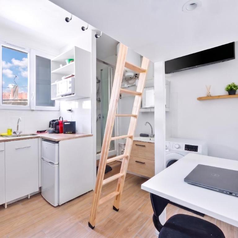 Authentic Parisian Studio near Parc Monceau - Studio - 12