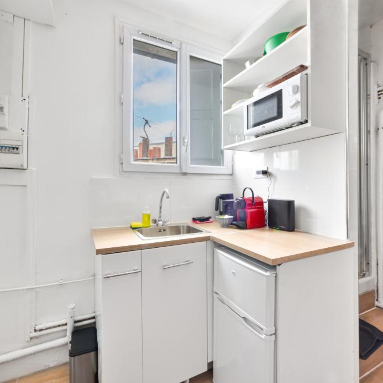 Authentic Parisian Studio near Parc Monceau - Studio - 7