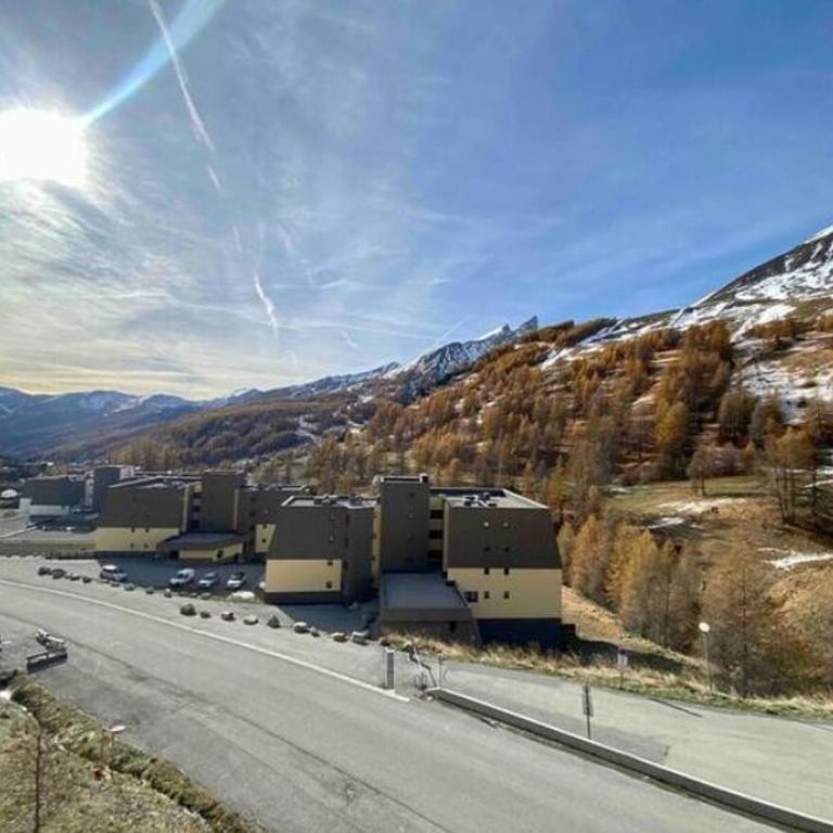 T2 view, skiing, summer pool Balcons du Soleil - Appartement - 15