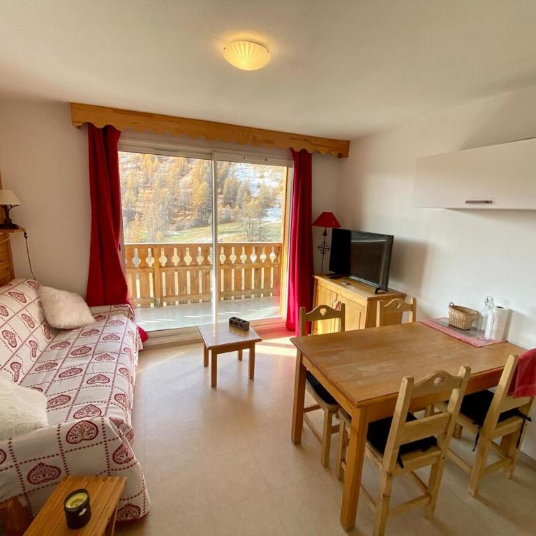 T2 view, skiing, summer pool Balcons du Soleil - Appartement - 8