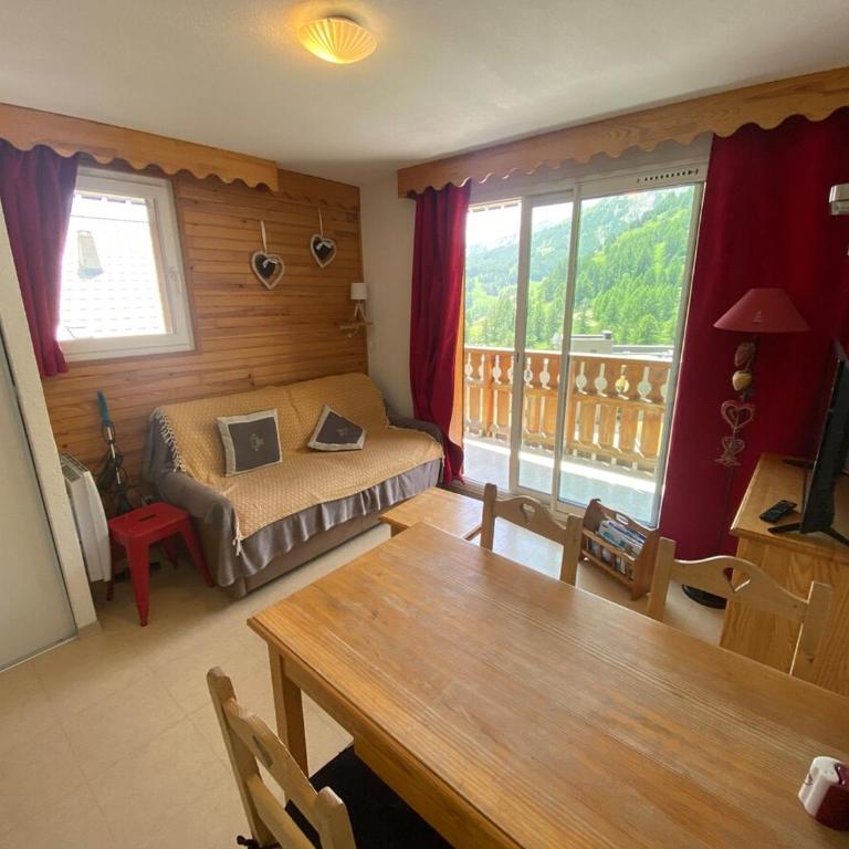 T2 view, skiing, summer pool Balcons du Soleil - Appartement - 4