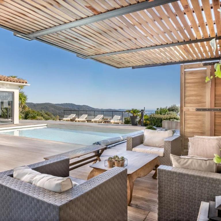 Amazing summer house with pool unforgettable - Maison de Vacances - 2