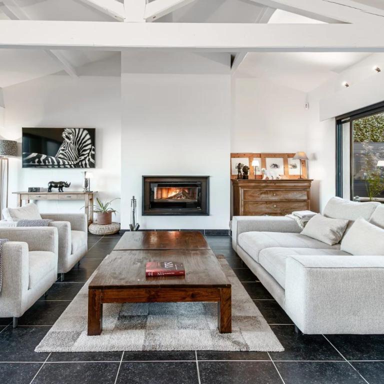 Amazing summer house with pool unforgettable - Maison de Vacances - 17