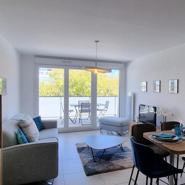 LE SEGRETO, Appt Neuf dans résidence de Standing, Superbe Déco, Centre, 2 Parkings Privés, Climatisation - Apartment - 8
