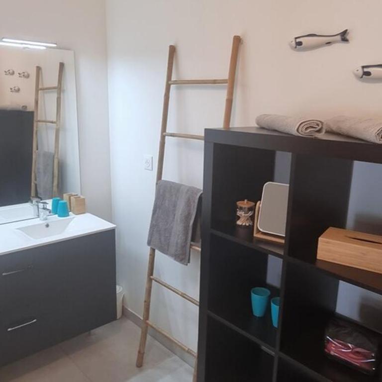 LE SEGRETO, Appt Neuf dans résidence de Standing, Superbe Déco, Centre, 2 Parkings Privés, Climatisation - Apartment - 14