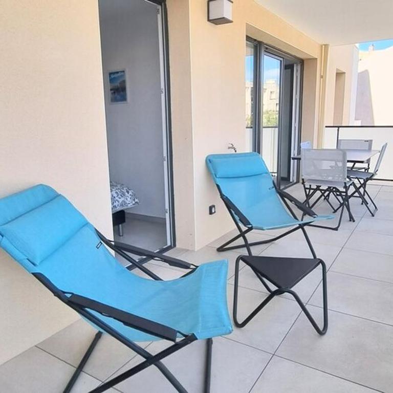 LE SEGRETO, Appt Neuf dans résidence de Standing, Superbe Déco, Centre, 2 Parkings Privés, Climatisation - Apartment - 4