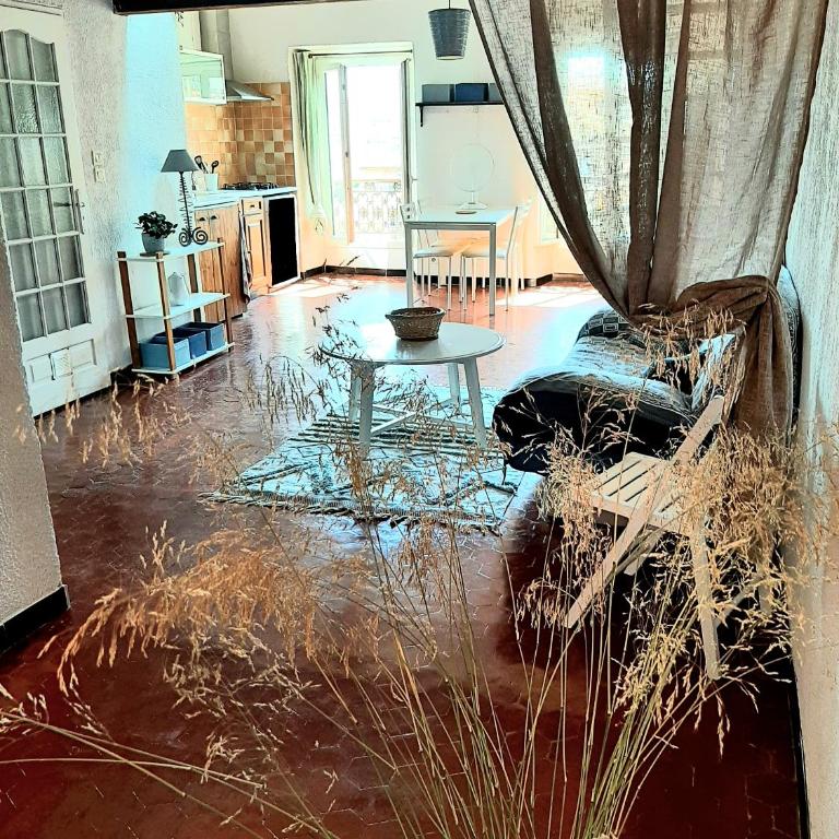 50m2 à 3 minutes à pied du Vieux-Port, Vue dégagée sur les toits - Apartment mit 1 Schlafzimmer - 1