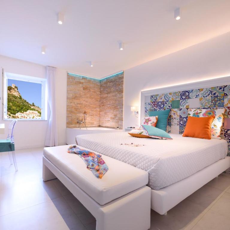 Amalfi Suite Boutique Hotel - Camera Matrimoniale Deluxe con Vasca Idromassaggio Privata - 1