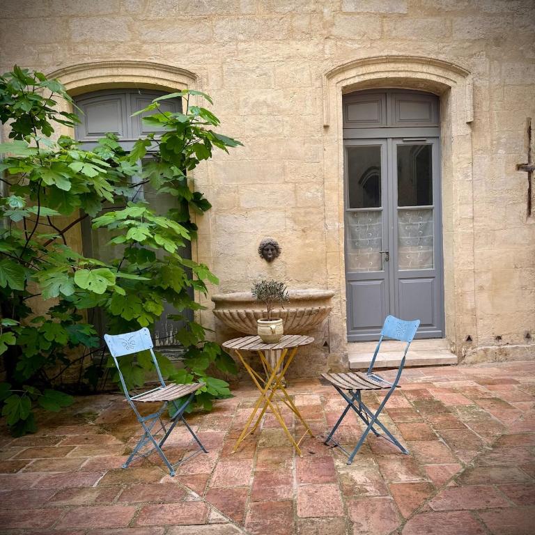 Cocon de charme rénové au pied du Palais des Papes - Apartment mit 1 Schlafzimmer - 7