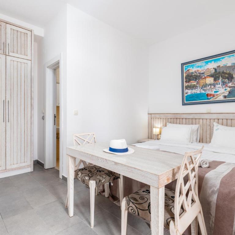 Apartments Grifone Lux - Studio Apartman (2 Odrasle Osobe) - Ulica Obala Nikole Kovačevića - 4