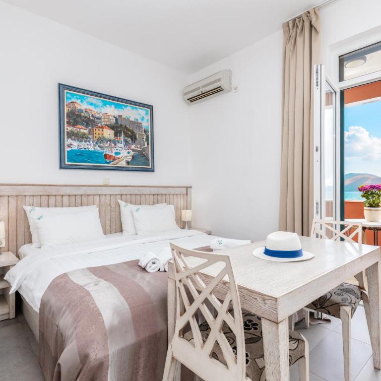 Apartments Grifone Lux - Studio Apartman (2 Odrasle Osobe) - Ulica Obala Nikole Kovačevića - 1