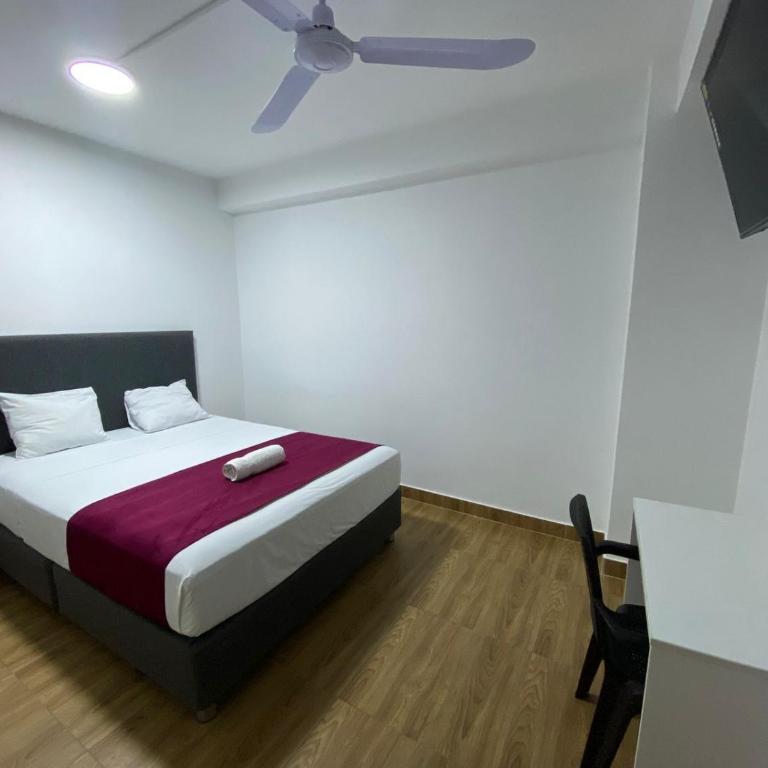 GRAND HOTEL ViLLA ROSA - Deluxe Double Room (2 Adults + 1 Child) - 2