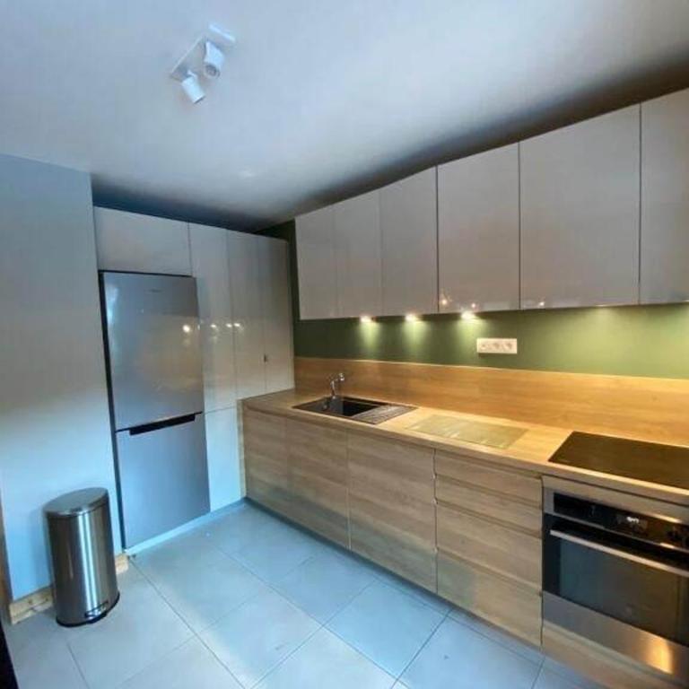 2 Bedroom Modern Interior Parking on Site - Appartement - 3