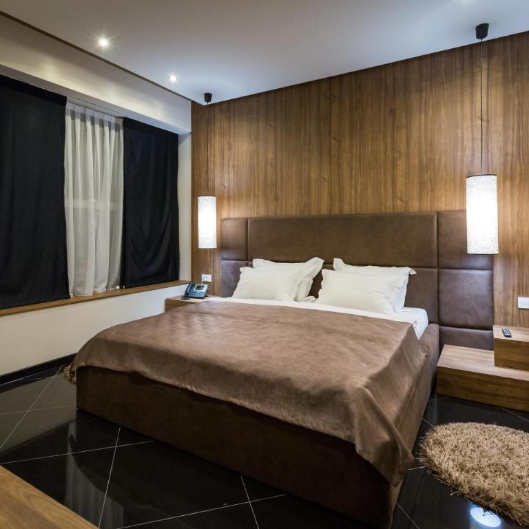 Hotel Crystal Light - Apartman - 17