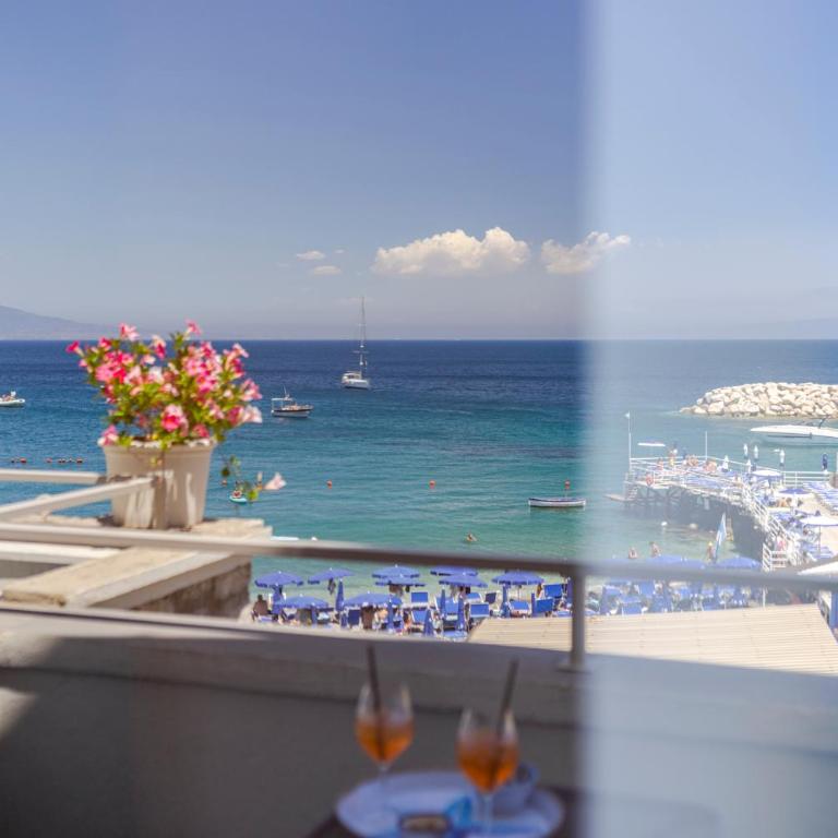 Hotel Baia Di Puolo - Camera Superior Matrimoniale/Doppia con Letti Singoli con Vista Mare - 3